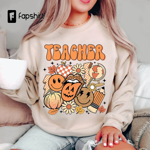 Fall Teacher Shirt, Retro Fall Vibes Teacher Shirt, Back To School Teacher Tshirt Retro Smiley Teacher Shirt Teacher Halloween Sweater