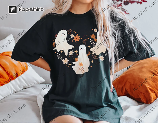 Comfort Colors® Cute Halloween ghosts t-shirt, Halloween Shirt, ghost Halloween Shirt, iprintasty halloween, Retro Spooky shirt