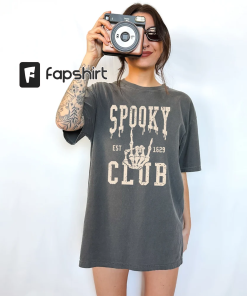 Retro Halloween Comfort Colors shirt,Spooky Babes Club…