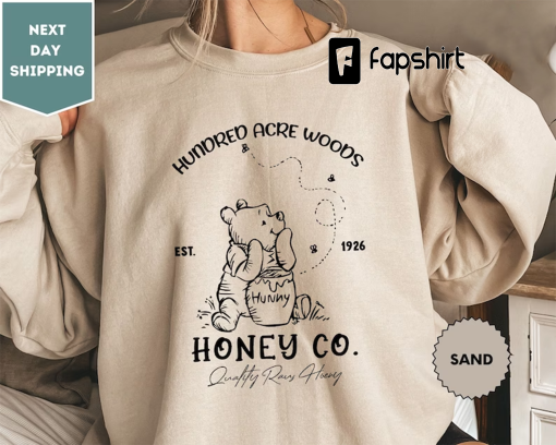 Vintage Hundred Acre Woods, Honey Co Sweatshirt, Retro Winnie The Pooh Est 1926, Classic Pooh Bear Crewneck