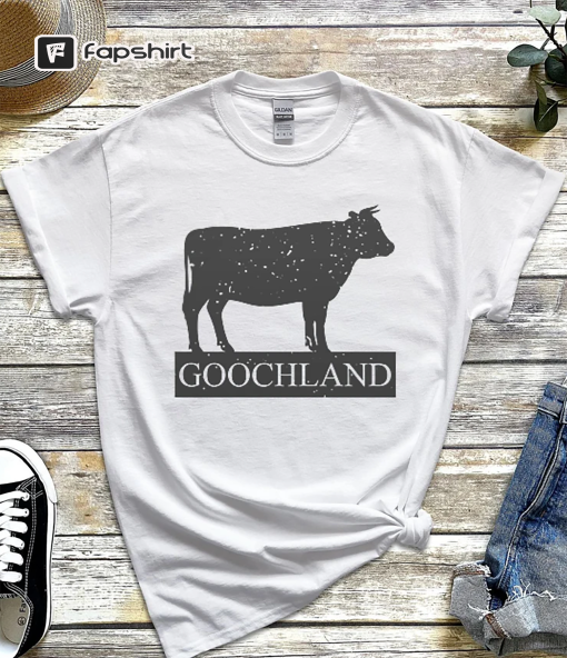 Rich Men North of Richmond Goochland Cow Funny T-Shirt