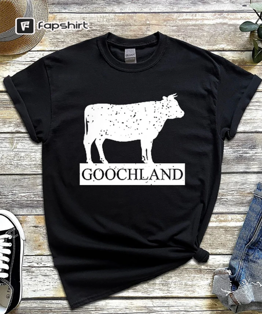 Rich Men North of Richmond Goochland Cow Funny T-Shirt