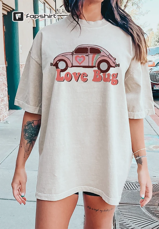 Vintage Love Bug Car Shirt, Vintage Car Lover, Vintage T Shirt, Car Shirt, Classic Car Shirt, Valentines Shirt, Valentines Day Gift