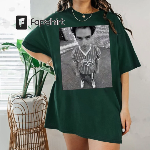 Jonas Brothers Vintage Shirt, Jonas Brothers Tour Shirt, Concert 2023 Retro Unisex Gift, Joe Jonas Movie Rapper Retro, Joe Jonas Homage Tee