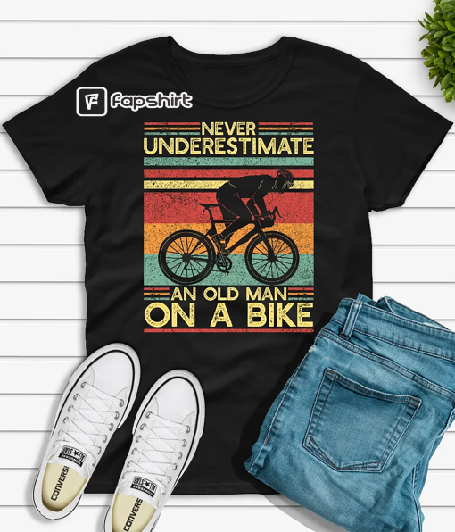 Never Underestimate an Old Man On a Bike Shirt, Cycling T-shirt for Men, Cycling Dad Gift, Cycling Grandpa Cyclist Father’s Day Unisex Tee