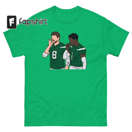 Aaron Rodgers and Sauce Gardner Handshake Funny T-Shirt