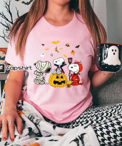 Dog Autumn Pumpkin Unisex T-shirt, Retro Snoopy…