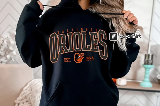 Vintage Baltimore Oriole EST 1901 Sweatshirt, T-Shirt, Hoodie. Oriole Crewneck Sweatshirt, Baltimore Baseball Shirt, Retro Oriole Shirt