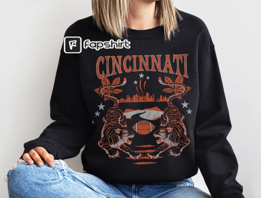 Cincinnati Sweatshirt Cincinnati Shirt Cincinnati Comfort Colors