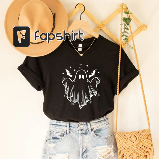 Boyfriend Tee, Ghost T-Shirt, Dainty Minimalist, Cute Bat Halloween Ghost Shirt, Pumpkin Spice Shirt, Fall Graphic Tee, Bat Tee