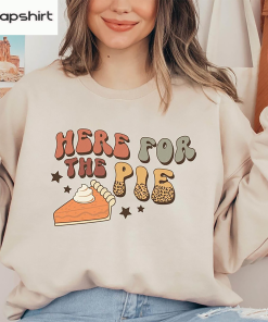 Funny Thanksgiving Shirt, Pies Before Guys Fall…