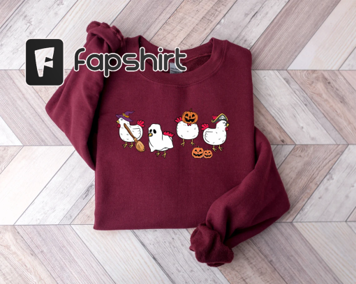 Halloween Chicken Sweatshirt, Halloween Chicken Shirt,Funny Halloween Tee, Halloween Gifts for Farm Animals Lovers,Spooky Chicken Sweatshirt