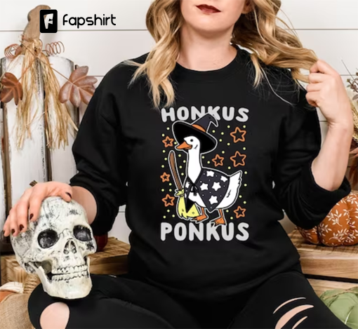 Halloween Witch Goose Honkus Ponkus Sweatshirt, Witch Goose Sweatshirt, Silly Goose Shirt, Hokus Pokus Sweatshirt, Halloween Witch Hoodie