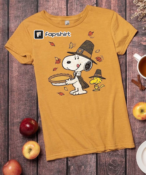 Hybrid – Peanuts | Heather Golden Meadow Snoopy Thanksgiving Graphic Tee – Women