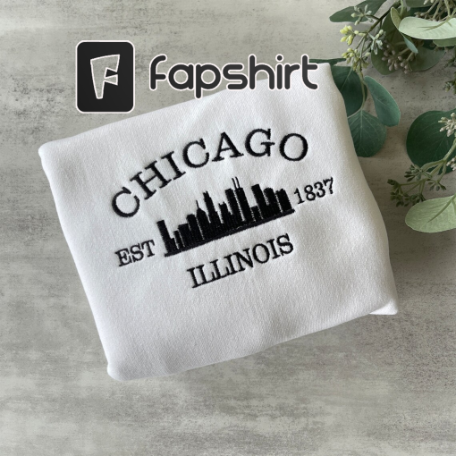 Embroidered Chicago Sweatshirt, Chicago Crewneck Sweatshirt, Chicago Illinois Crewneck, Graphic Sweatshirt, Aesthetic Sweatshirt