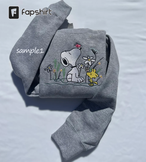 Fall Snoopy Sweatshirt, Snoopy Shirt, Halloween Sweatshirt, Snoopy Autumn Leaves, Pumpkin Sweatshirt, Dog Pumpkins Shirt