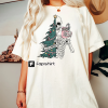 Snowflake T-Shirt, Cute Christmas t-shirt, Minimal Christmas t-shirt, Cute Winter t-shirt, iprintasty christmas, comfort colors, Snow Shirt