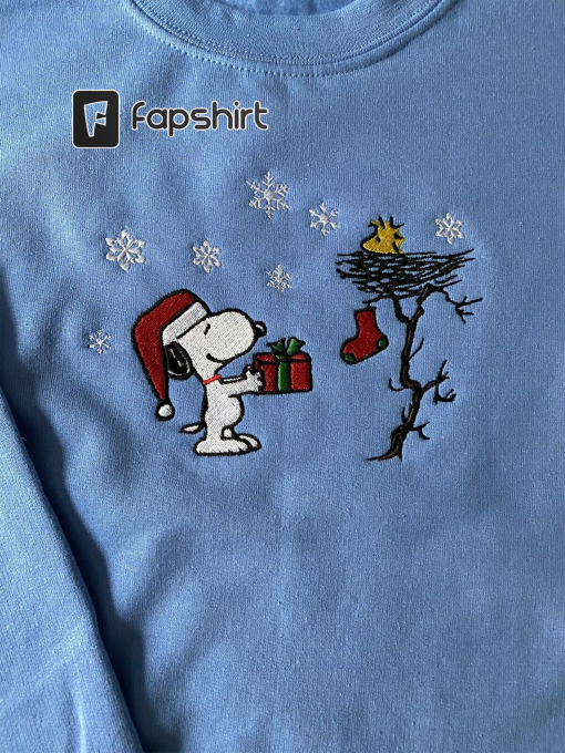 Vintage Embroidered Sweatshirt Sno.opy Enjoying Winter cute, Peanuts Christmas Shirt Sweatshirt/ Hoodie/ T-Shirt, Christmas peanuts