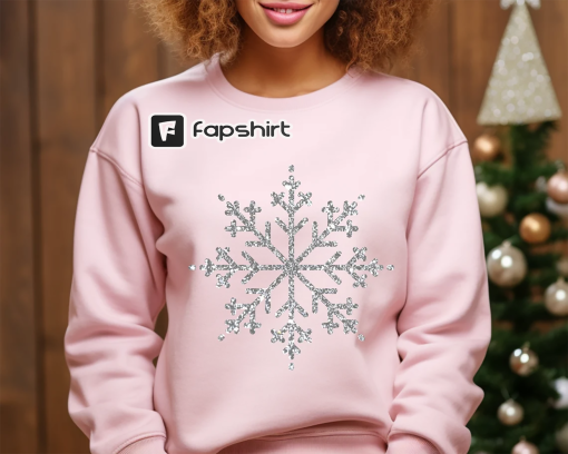 Snowflake Sweatshirt, Christmas Sweatshirt, Women Holiday Shirt, Silver Snowflake graphic Sweater, Snow Sweatshirt, Christmas Gift Sweater