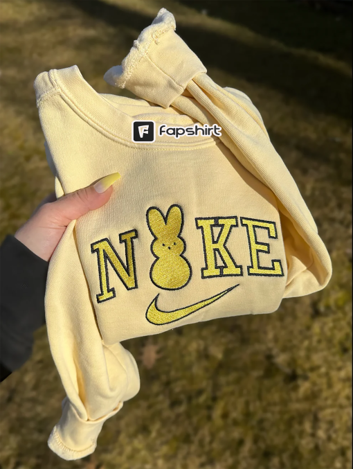 Peeps Embroidery Crewneck Sweatshirt