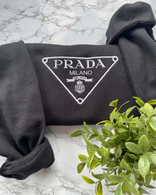 P.R.A.D.A Embroidered sweatshirt and Hoodie