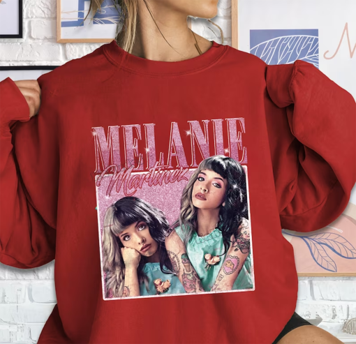 Melanie Martinez Shirt, Singer Shirt, American Singer Shirt, Portals Tour 2023 T-Shirt, Melanie Martinez Sweatshirt, Melanie Singer Shirt