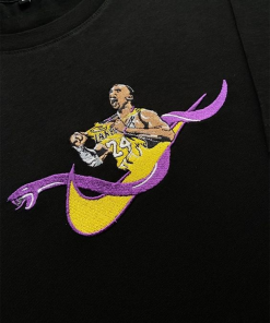 Kobe Bryant and Shaq Lakers Graphic Crewneck…