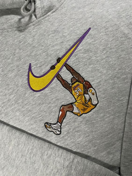 Kobe Bryant and Shaq Lakers Graphic Crewneck Sweatshirt,90s Basketball Embroidered Sweatshirt