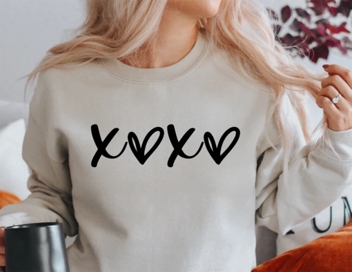 Hugs and Kisses Shirt , Xoxo Shirt, Heart Shirt, ValentinesShirt, Love Shirt, Valentine Shirt , Hello Valentine Shirt, Valentine’s Day Shirt