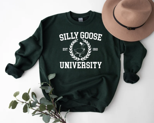 Silly Goose University Crewneck Sweatshirt, Unisex Silly Goose University Shirt, Funny Men’s Sweatshirt, Funny Gift for Guys, Funny Goose