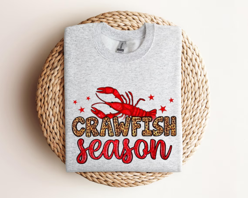 Crawfish Season Sweatshirt,Mardi Gras T-Shirt,Crawfish Lovers Sweatshirt,Crawfish Season Sweater,Crawfish Shirt,Louisiana Crew Tee