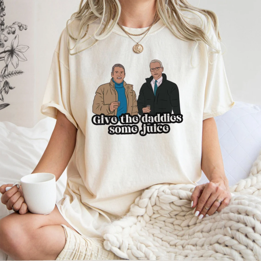 Andy Cohen & Anderson New Year’s Eve Give the Daddies Some Juice Bravo Shirt, Sweatshirt, Hoodie, Bravo TV Holiday, Bravo TV, Gift for fan