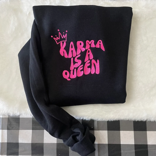 Karma Is A Queen| Y2K Style Embroidered Crewneck| Sweatshirt| I’m the problem – Music Merch – Gift – embroidery – embroidered sweatshirt