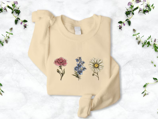 Flower Printed Floral Shirts, Custom Birth Month Personalised Botanical Flower Nature Sweatshirt, Plant Lover Cottagecore Tops Gift for Her