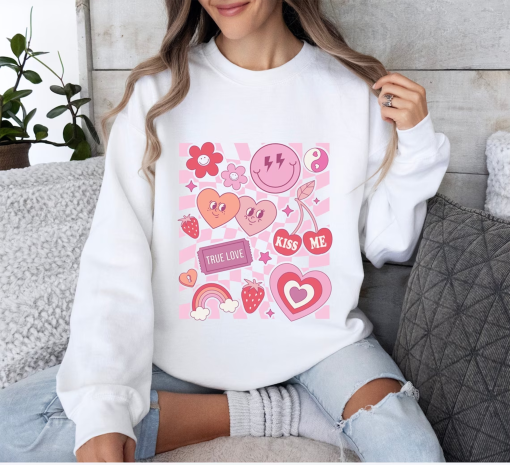 Cute Teacher Valentine Sweatshirt, Retro Heart Sweatshirt, Women’s Valentines Day Sweatshirt, Love Valentine Sweatshirt