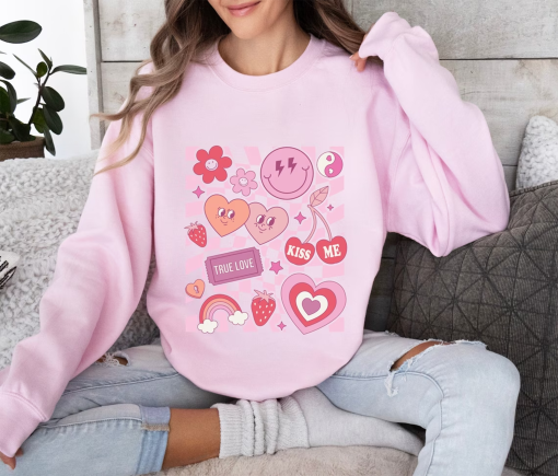 Cute Teacher Valentine Sweatshirt, Retro Heart Sweatshirt, Women’s Valentines Day Sweatshirt, Love Valentine Sweatshirt