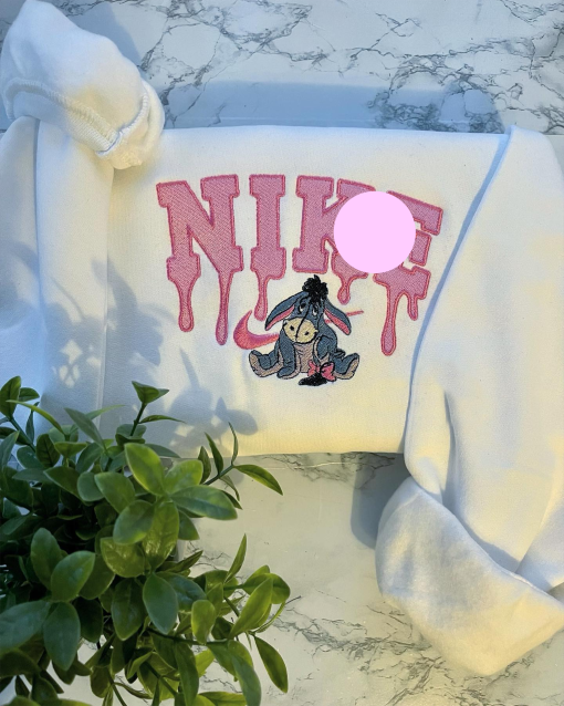 Eeyore sweatshirt / Vintage sweatshirt/Embroidery Crewneck/ trendy Crewneck / embroidery sweatshirt