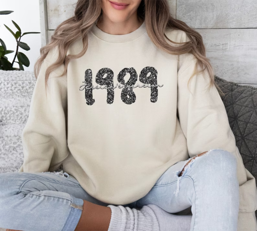 Custom 1989 Taylor Sweatshirt, 1989 Version Sweatshirt, Inspired Sweatshirt, Album Inspired Sweatshirt, 1989 Crewneck