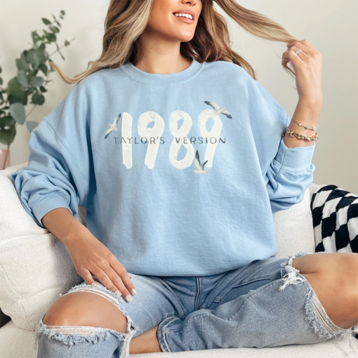 1989 Crewneck Sweatshirt | 1989 Sweatshirt, Taylors Version, 1989 Gift, Swifty Sweatshirt, 1989 Taylors Version