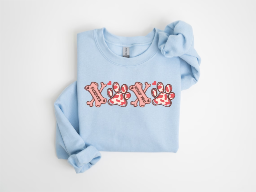 XOXO Paw Shirt, Dog Valentine day sweatshirt gift, Valentine’s Day Gift, Valentine Shirt Women, Gift Tee Dog Owner, Animal Lover Sweatshirt