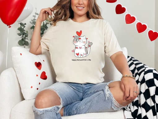 Happy Meowentines Day Tshirt For Cat Mama, Kitten Mom Valentine’s Day T Shirt, Meowy Valentines Day Shirt For Her, Womans Valentines T-Shirt