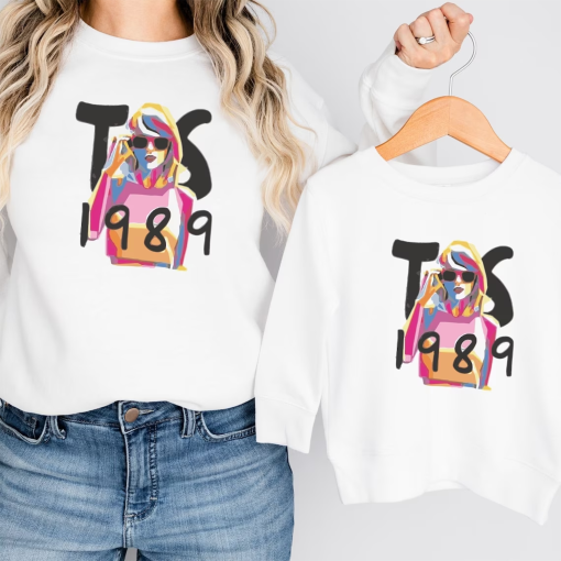 Youth Swiftie 1989 Hoodie, Swiftie Valentine Day Hoodie, Trendy Sweatshirt, Swiftie Shirt, Swiftie Sweatshirt, The Eras Tour Hoodie