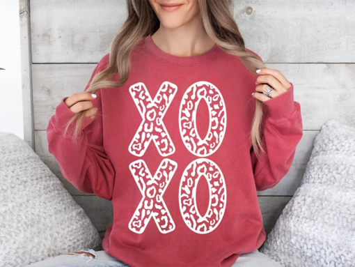 Hugs and Kisses SVG, Xoxo Svg, Heart Svg, Valentines Svg, Love Svg, Valentine Shirt Svg, Hello Valentine Shirt, Valentine’s Day Svg