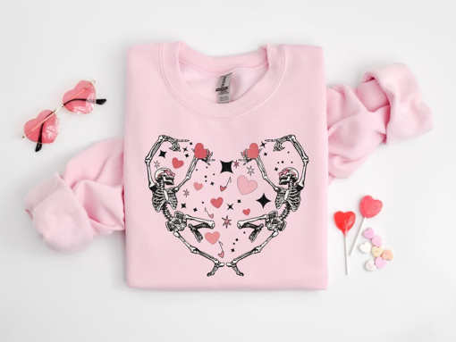 Dancing Skeleton Valentine’s Day Sweatshirt,Valentine’s Day Shirt,Funny Skeleton Shirt, Valentines Day Shirt,Skeleton Heart shirt,XOXO tee