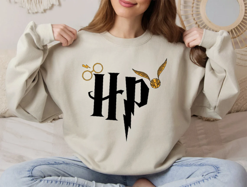 Hp Shirts, Harrypotter, Potter Crewneck, Potterhead Shirt, Universal Studios, Wizard Castle Book