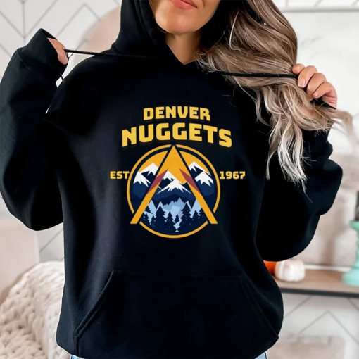 Vintage Denver Nuggets Sweatshirt \ T-Shirt, Denver Basketball shirt, Vintage Basketball Fan Shirt, Denver Nuggets Fan Gift. Retro NBA shirt