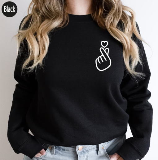 Finger Heart Sweatshirt, K-Drama Shirts, Korean Lover Gift For Women or Girl, Korean Heart Hoodie, Korean Pop Sweater, Gift For Kids