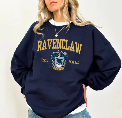 Vintage Wizard House Sweatshirts, Hogwarts House Sweatshirt, HP Wizard School Shirt, Potter Sweater Gift, Harry Magic, Universal Studios Fan