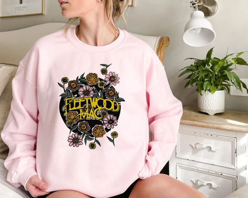 Fleetwood Mac Sweatshirt, Fleetwood Mac Shirt, Stevie Nicks Tee, Flower Sweatshirt Cool Women Band Tee Distressed Floral Rock and Roll Shirt