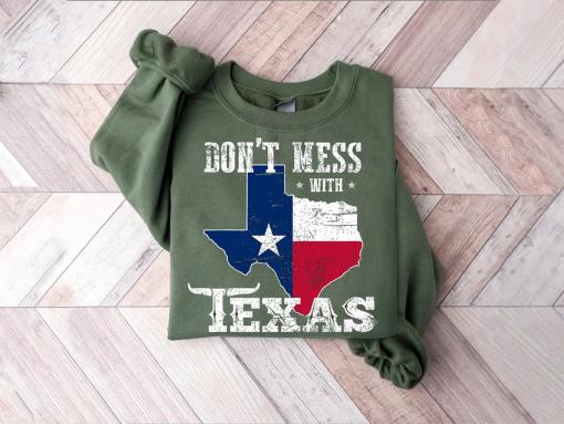 Don’t Mess With Texas Strong TShirt, I Stand With Texas Shirt, Come and Take It Texas Patriot T-Shirt, Men Women Defend the Border Sweater